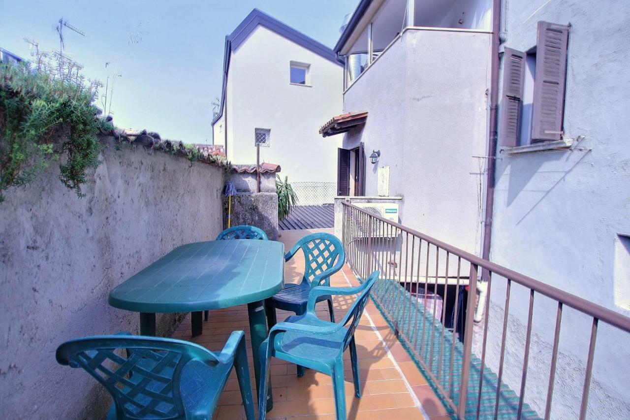 La Briciola Apartman Sirmione Kültér fotó